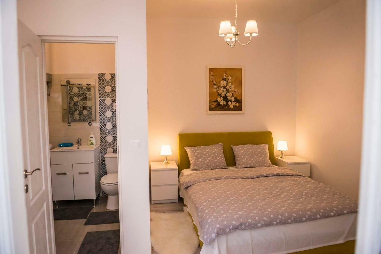 Reghin Guest House Екстериор снимка
