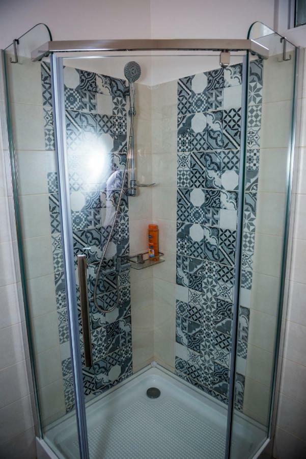 Reghin Guest House Екстериор снимка